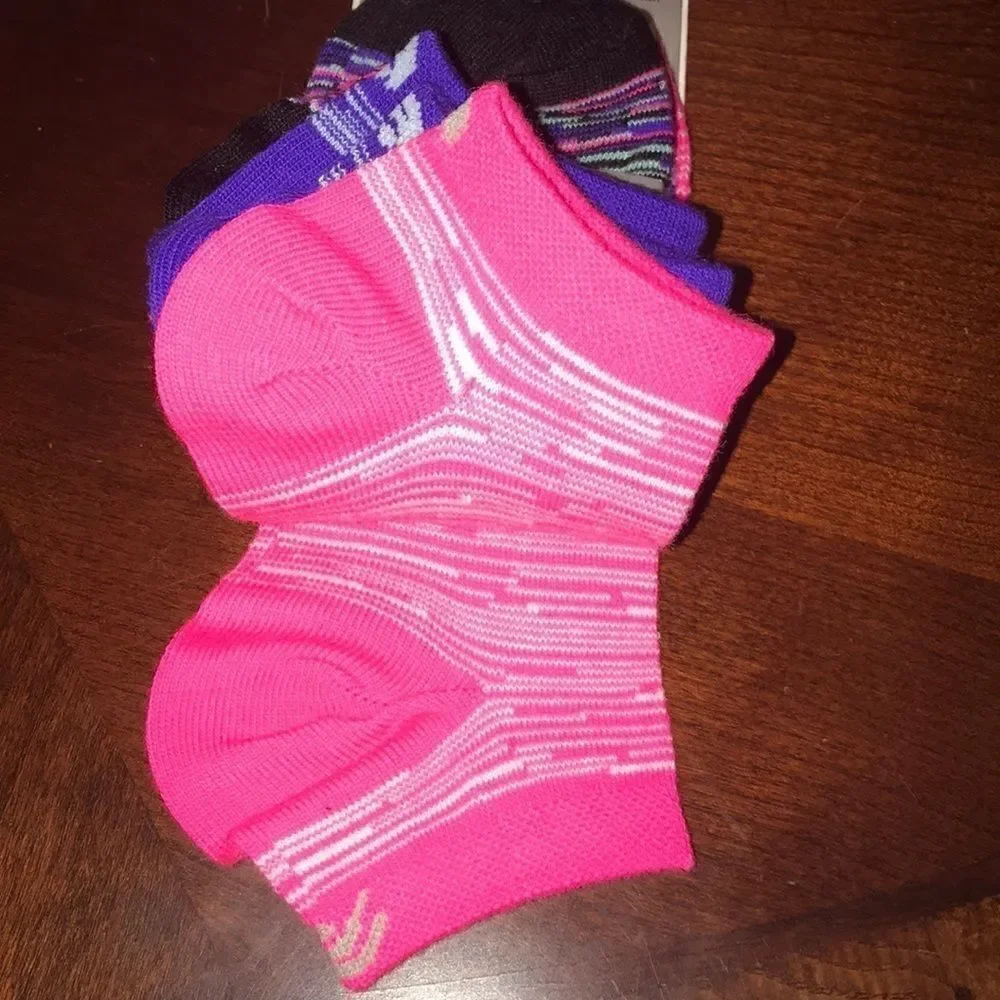 NWT Ideology 3 pairs low cut performance s…